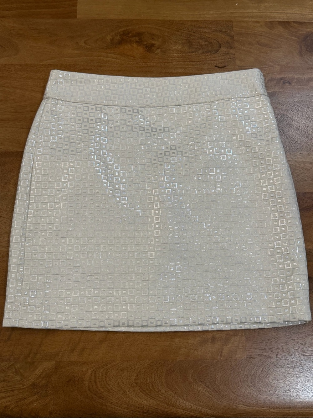 Banana Republic Silver and Cream Brocade Square-Pattern Skirt - Size 6 *EUC*